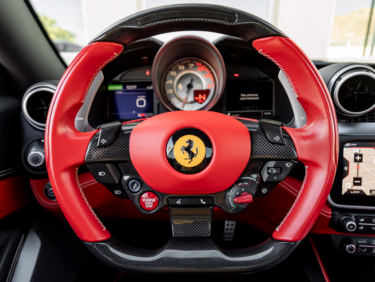 Used 2019 Ferrari Portofino RWD image 22