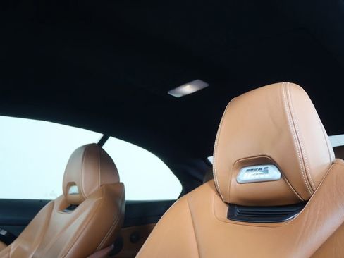 Used 2016 BMW M4 Convertible image 11