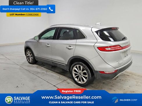 Used 2019 Lincoln MKC Select w/ Select Plus Package AWD/4WD image 3