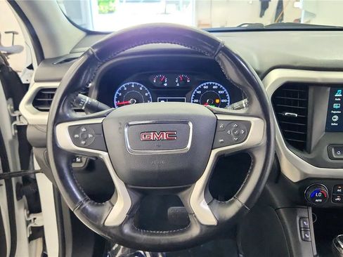 Used 2017 GMC Acadia SLE FWD image 33