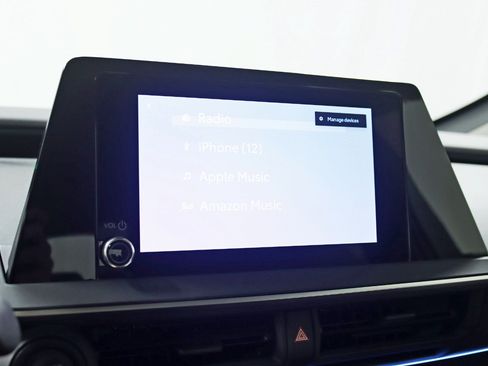 Used 2026 Toyota Prius XLE AWD/4WD image 20