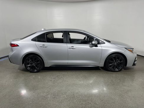 Certified 2024 Toyota Corolla SE FWD image 2