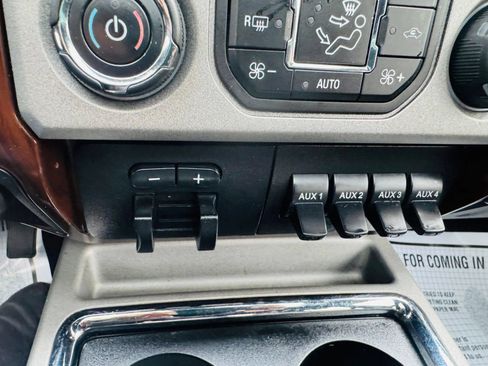 Used 2015 Ford F350 Lariat w/ Lariat Ultimate Package AWD/4WD image 16