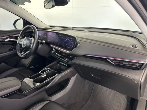 Certified 2025 Buick Envision Preferred AWD/4WD image 46