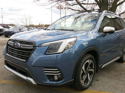Used 2022 Subaru Forester Touring w/ Popular Package #2 image 2