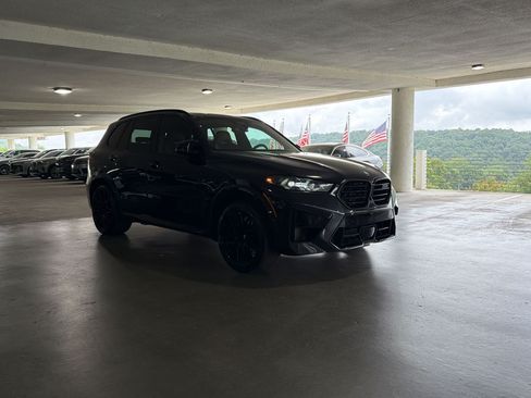 Used 2025 BMW X5 M Competition w/ Executive Package AWD/4WD image 6