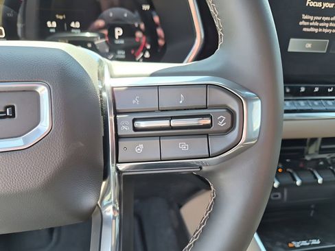 New 2026 GMC Canyon Denali AWD/4WD image 40