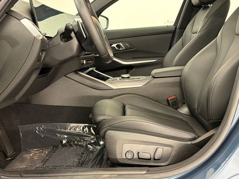 Used 2025 BMW 330i Sedan RWD image 5