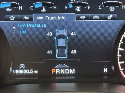 Used 2019 Ford F150 Lariat w/ Equipment Group 502A Luxury image 10