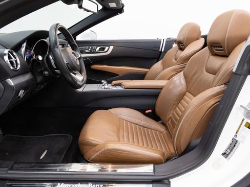 Used 2017 Mercedes-Benz SL 450 image 7