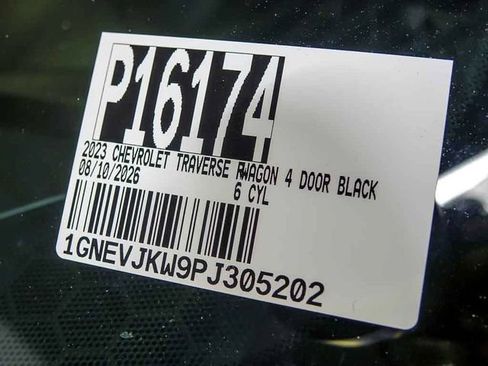 Used 2023 Chevrolet Traverse RS AWD/4WD image 42