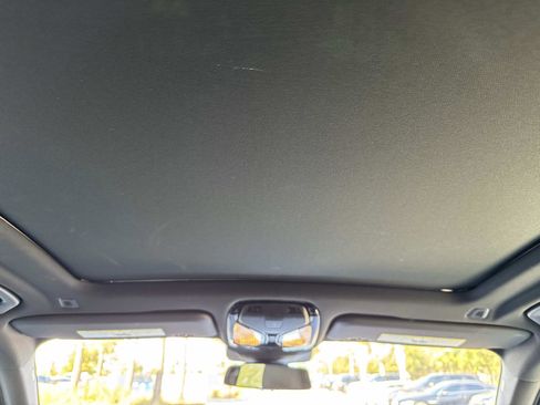 Used 2025 BMW X5 xDrive50e w/ Parking Assistance Package image 14