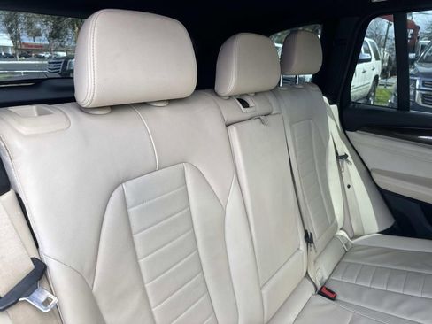 Used 2019 BMW X3 sDrive30i w/ Premium Package image 11