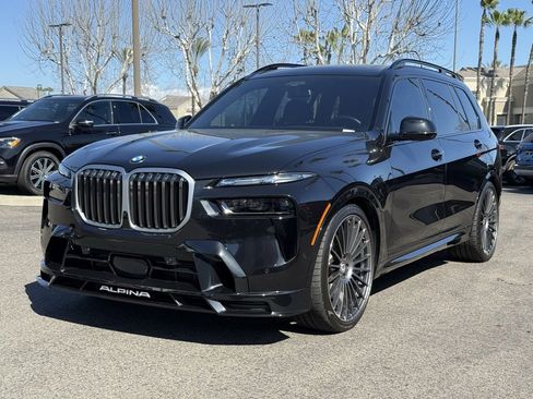Used 2025 BMW ALPINA XB7 image 11