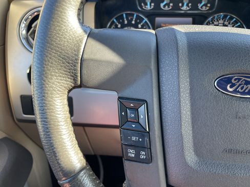 Used 2011 Ford F150 Lariat w/ Lariat Chrome Pkg AWD/4WD image 13