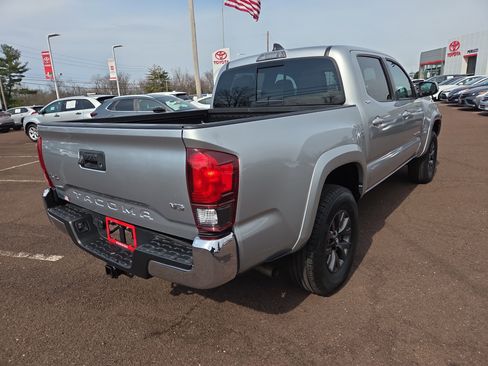 Used 2023 Toyota Tacoma SR5 image 3