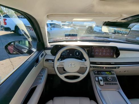 Used 2024 Hyundai Palisade Calligraphy image 35