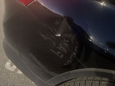 Used 2021 Chevrolet Traverse LT image 9