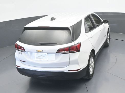 Used 2023 Chevrolet Equinox LS image 50