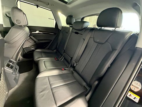 Used 2018 Audi Q5 2.0T Premium Plus w/ Premium Plus Package image 29