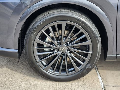 New 2026 Lexus RX 450h AWD image 6