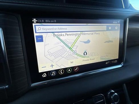 Used 2021 GMC Yukon XL Denali w/ Denali Premium Package image 19