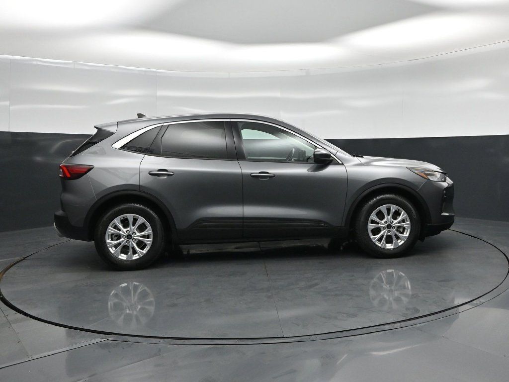 Certified 2023 Ford Escape Active w/ Tech Pack #2 FWD image 27