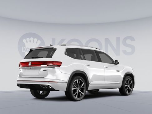 Used 2024 Volkswagen Atlas SEL Premium R-Line AWD/4WD image 4
