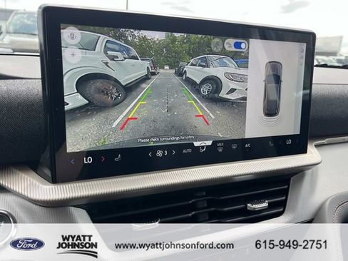 New 2026 Ford Explorer Active RWD image 34