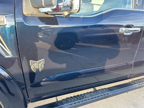 Used 2022 Ford F150 Lariat w/ Equipment Group 502A High image 6