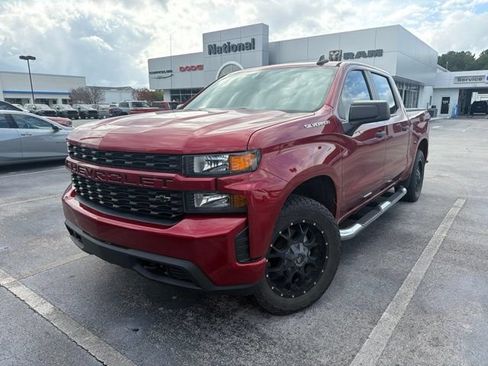 Used 2021 Chevrolet Silverado 1500 Custom AWD/4WD image 2