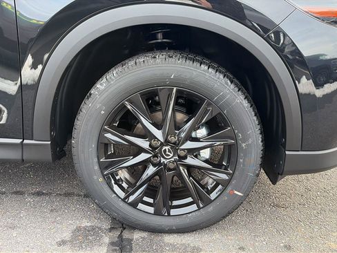 New 2025 MAZDA CX-30 AWD 2.5 S w/ Select Sport Pkg image 33