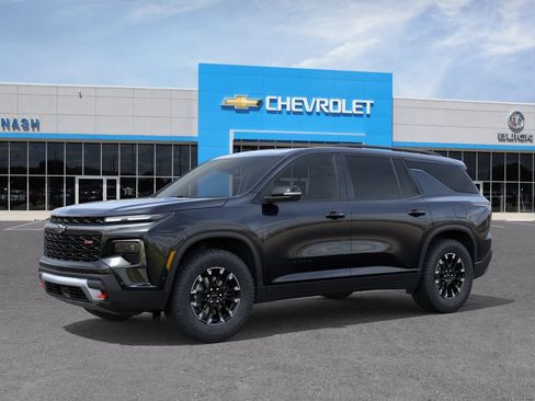 New 2026 Chevrolet Traverse Z71 w/ Enhanced Driving Package AWD/4WD image 2