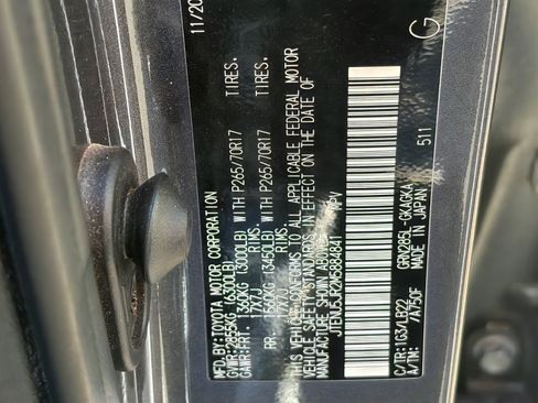 Used 2021 Toyota 4Runner SR5 Premium AWD/4WD image 37