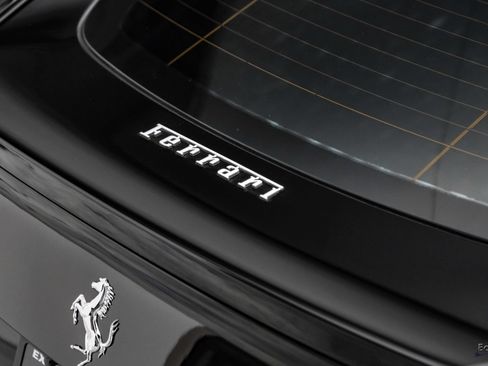 Used 2017 Ferrari F12 Berlinetta RWD image 19