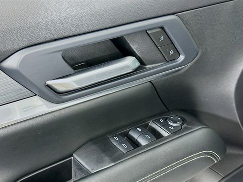 Used 2025 GMC Terrain Elevation image 15