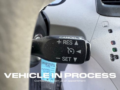 Used 2012 Toyota Sienna XLE image 17