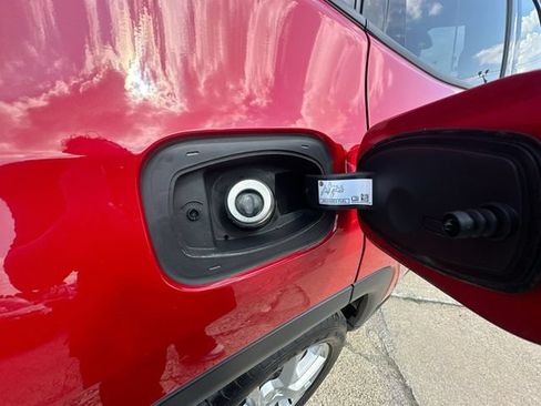 Used 2023 Jeep Compass Latitude AWD/4WD image 42