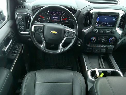 Used 2023 Chevrolet Silverado 3500 LTZ w/ LTZ Convenience Package image 17