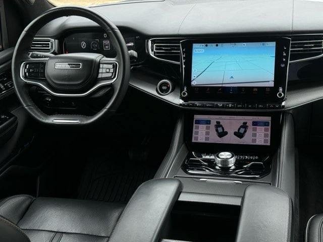 Used 2024 Jeep Grand Wagoneer Series II Obsidian w/ Quick Order Packagew 28T AWD/4WD image 19