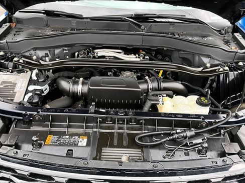 Used 2021 Ford Explorer ST w/ ST Street Pack image 9