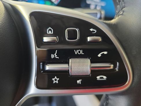 Certified 2022 Mercedes-Benz GLS 450 4MATIC image 22