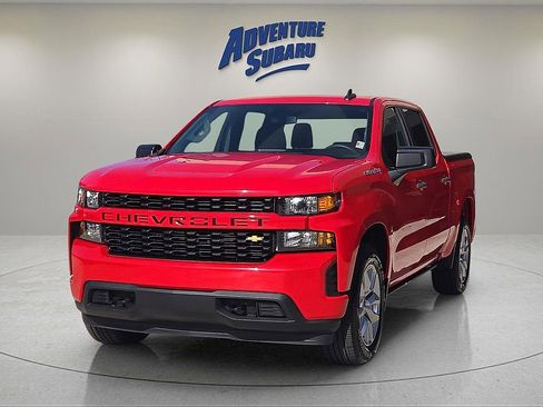 Used 2020 Chevrolet Silverado 1500 Custom w/ Custom Value Package image 2