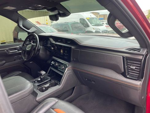 Used 2024 GMC Sierra 1500 AT4 w/ Technology Package image 17