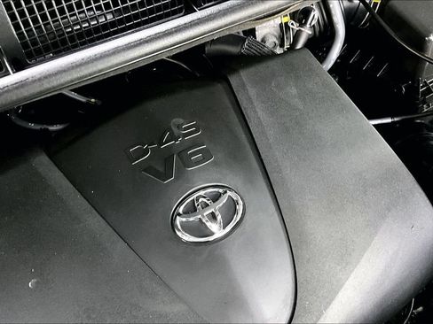Used 2020 Toyota Sienna LE w/ LE Preferred Package AWD/4WD image 33