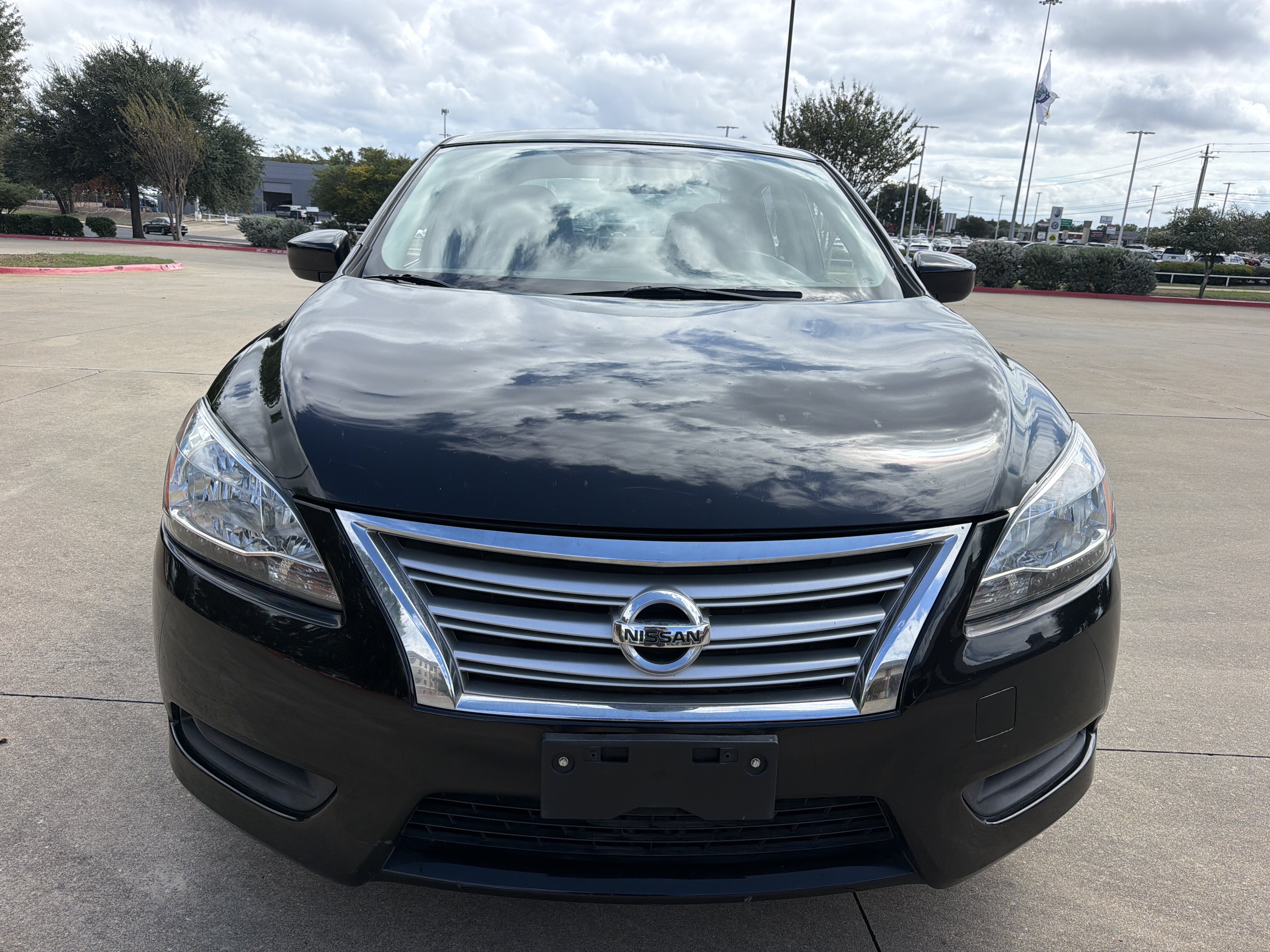 Used 2015 Nissan Sentra S FWD image 2