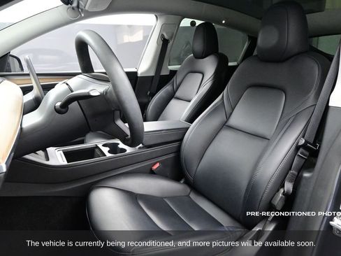 Used 2023 Tesla Model Y 2WD image 8