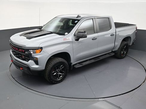 Used 2025 Chevrolet Silverado 1500 Custom Trail Boss AWD/4WD image 13
