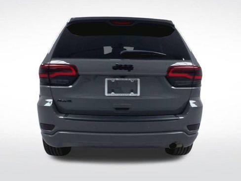 Used 2021 Jeep Grand Cherokee Laredo X AWD/4WD image 7