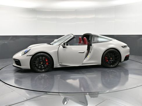 Certified 2022 Porsche 911 Targa 4 GTS image 38